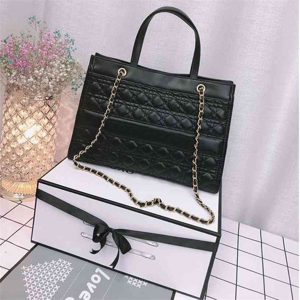 

2021 simple lingge chain bag fashion one shoulder luxuryss designerss yw