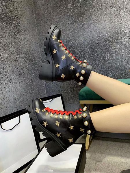 

Genuine Leather Women Ankle Booties Embroidered Laureate Platform Martin Boots Chunky Heel Star Trail Ankle Boot Winter Boot, 01