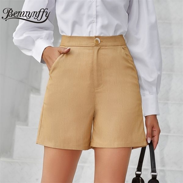 Tasche Pantaloncini da donna casual con bottoni e bottoni Khaki Summer Elegant Office Ladies Vita alta Pantaloni dritti 210510