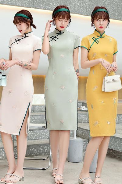 

spring and summer improved cotton linen embroidered national style dress women's long slim cheongsam ethnic clothing, Red