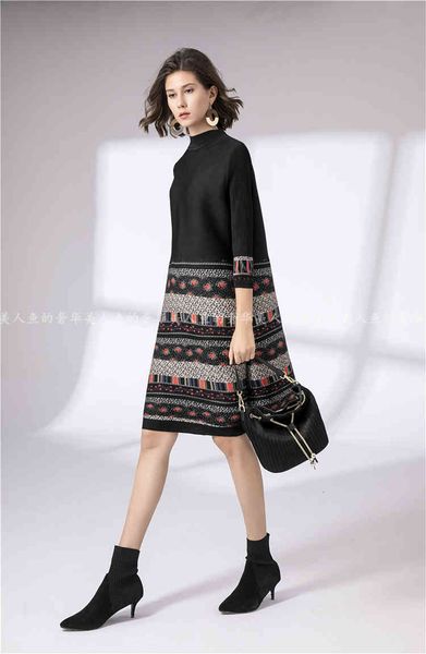 

knits miyake fold turtleneck vintage print three quarter chiffont-shirt, White