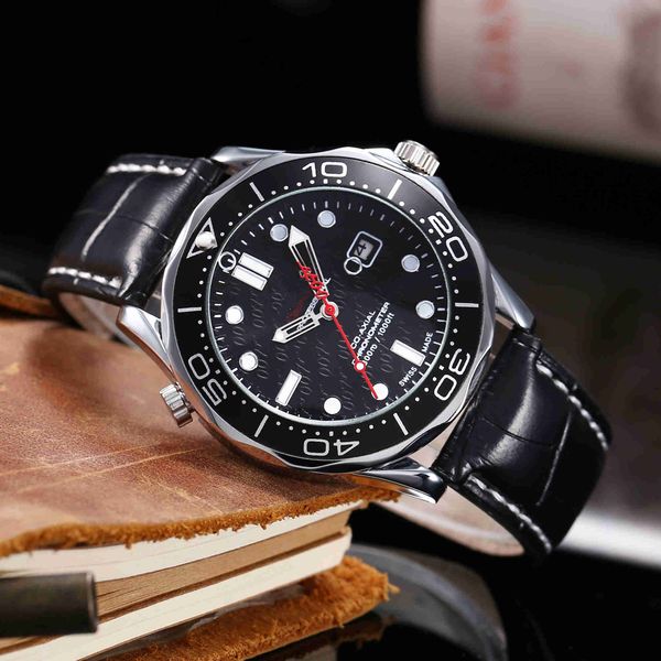 

2021 brand fashion luxury three pin series men's watch solid color simple style dial display calendar with l203t, Slivery;brown
