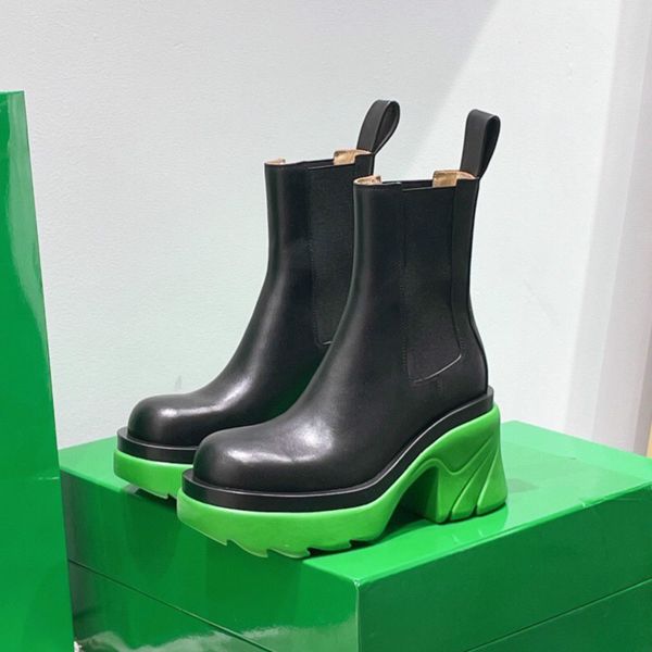 

women's leather platform boots with thick heels and individual sleeves, martin size: 34-42,green, Black