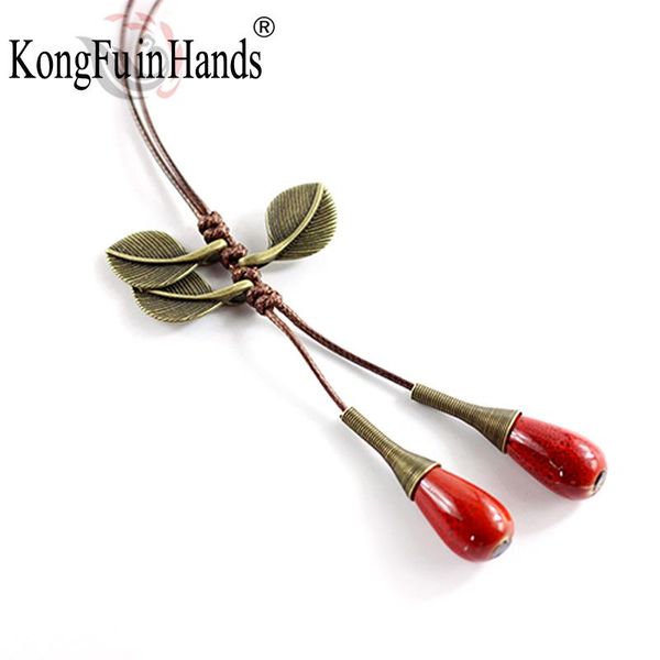 

pendant necklaces 2021 arrival vintage colorful leaf statement red and blue beads long necklace women ol spring sweater chain gift, Silver