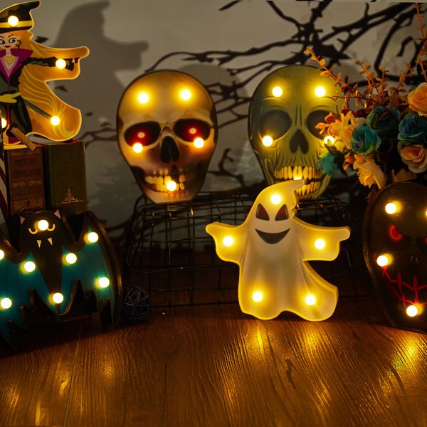Luci LED di Halloween Horror Zucca Fantasma Pipistrello Ragno Luci notturne Ornamento Puntelli per feste di Halloween Decorazioni per lampade da tavolo per bar di casa