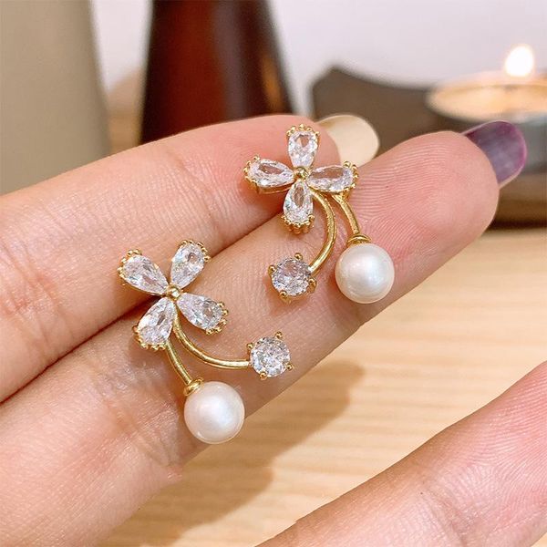 

stud 2021 korean simple charm tiny flower earrings for women zirconia simulated pearl earring party wedding jewelry accessories, Golden;silver