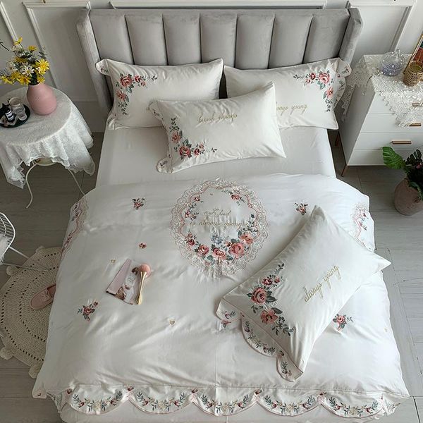

bedding sets luxury chic flowers embroidery white set 600tc egyptian cotton 1 duvet cover bed sheet 2 pillowcase  king 4pcs
