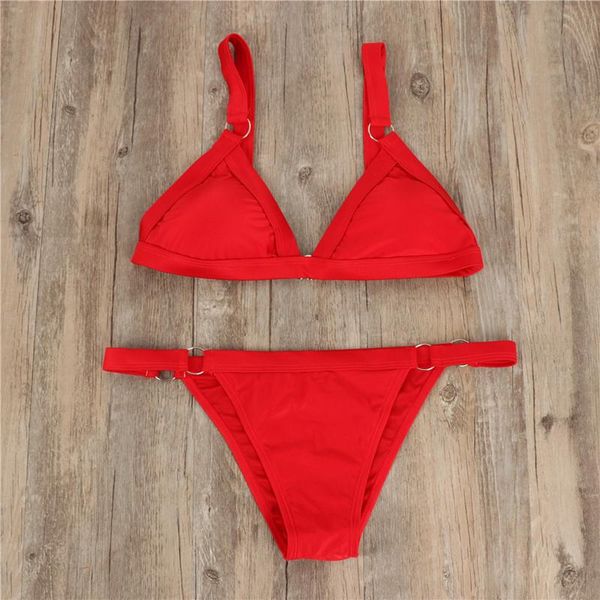 Costumi da bagno da donna Moda Bikini Costume da bagno da donna 2021 Sexy triangolo tinta unita europeo e americano Diviso all'ingrosso