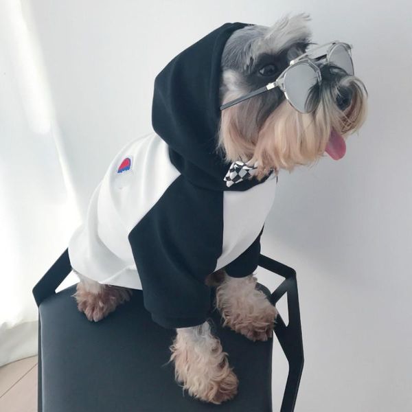 

dog apparel pet trendy fashion black and white stitching clothes cat law schnauzer puppy puppies autumn winter thick sports sweater