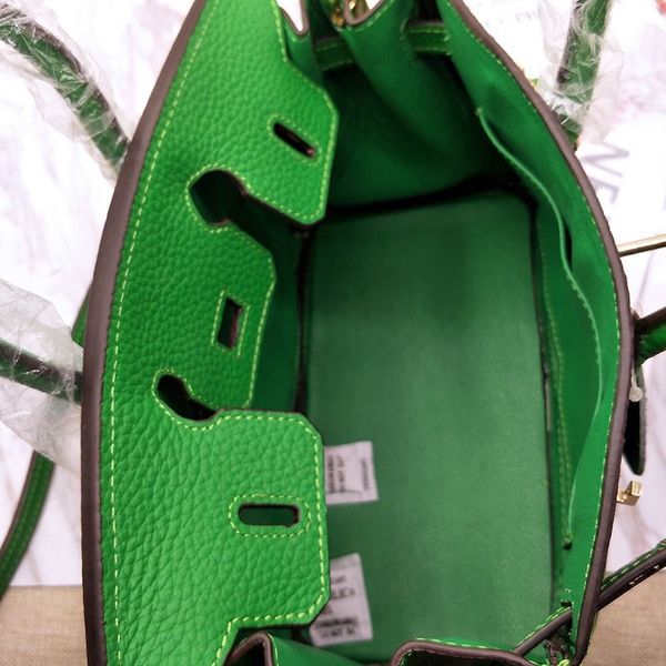 

on behalf of the loss making kelly's slight flaws