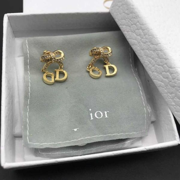 

d jia di jia inlaid diamond cd letter earrings duo small and fashionable temperament simple fairy earrings, Golden