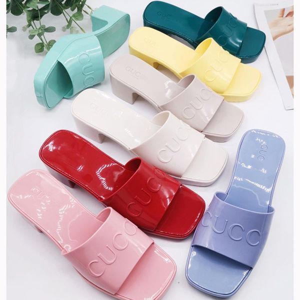 

slipper 2021 new g family wear middle heel square jelly slippers with thick heel and high profilezly, Black