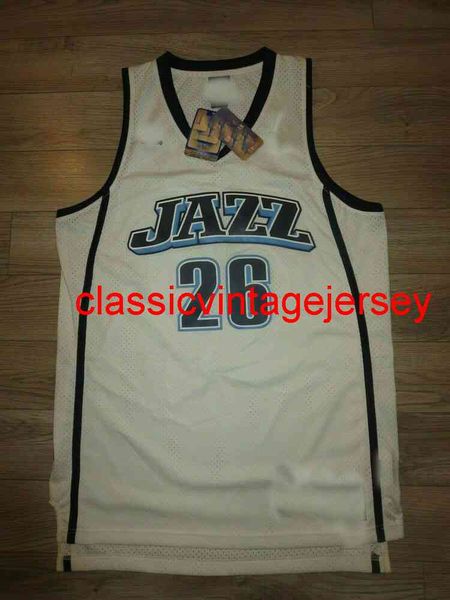 

kyle korver #26 swingman jersey new embroidery custom any name number xs-5xl 6xl, Black
