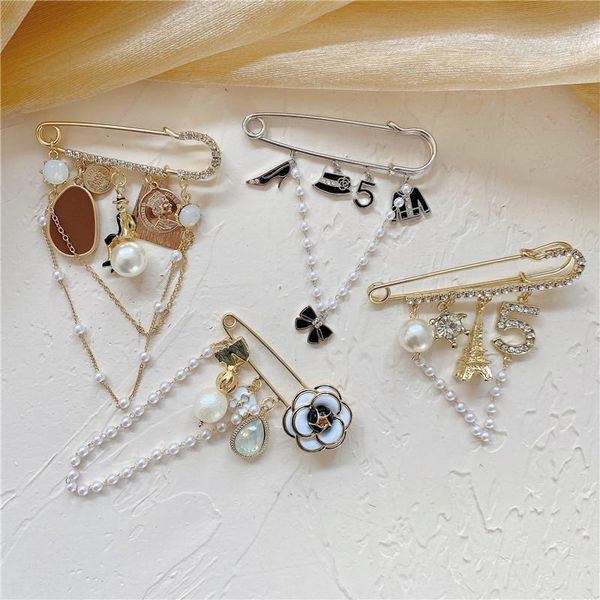 

pins, brooches fashion trendy jewelry including chain brooch women's clothes cuff accessories casual dress, Gray
