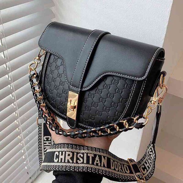 

2022 factory wholesale autumn and winter new women's letter embossed simple leisure women's wide shoulder belt messenger bag
