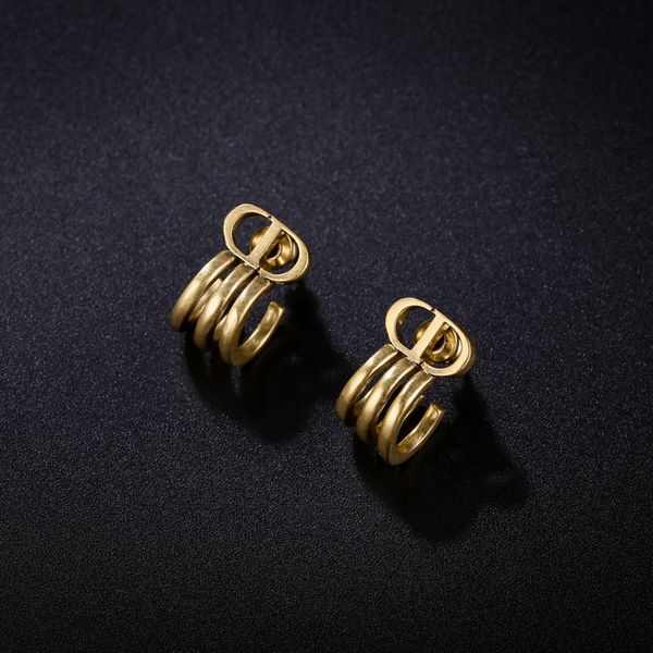 

70% off outlet online the new earrings of shidifei family, Golden