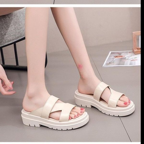 

slippers simple and fashionable female 2021 summer casual all-match sandals thick-soled comfortable mid-heel, Black