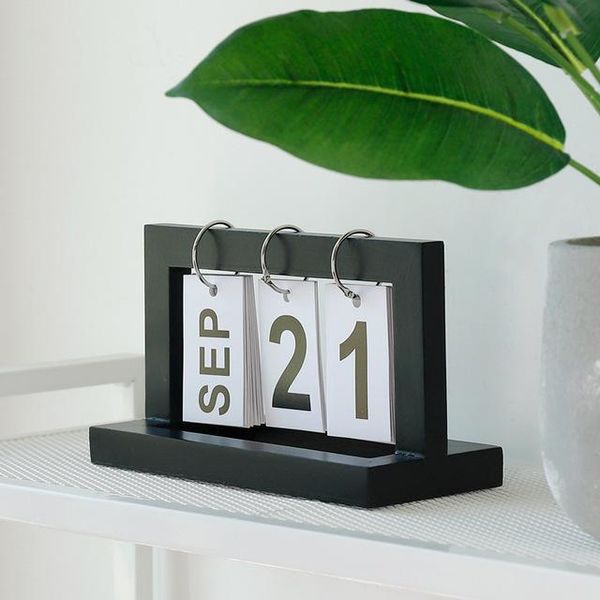 

decorative objects & figurines wooden flipping calendar perpetual ornaments deskdecorations home decoration accessories for living room