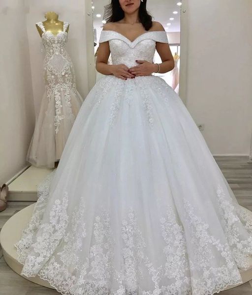 2021 Abiti da sposa principessa con perline di cristallo di lusso Abito da ballo da sposa con applicazioni in pizzo con scollo a V e spalle scoperte Corsetto Plus Size vestido de noiva