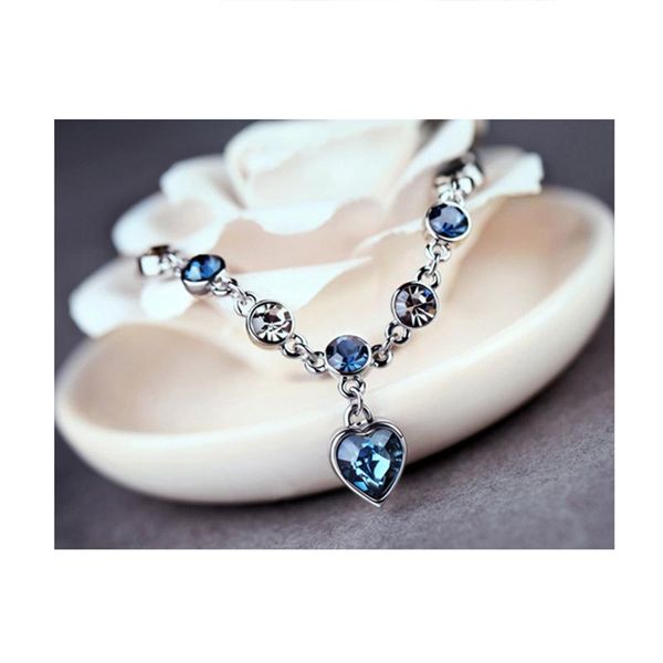 

link, chain 2021 summer fashion heart-shaped crystal alloy ladies bracelet women jewelry simple love valentine's day gift accessories, Black