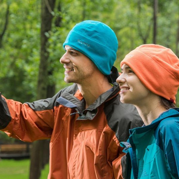 

winter solid color soft cap polar fleece thickened military beanie hat outdoor windproof hats, Black;white