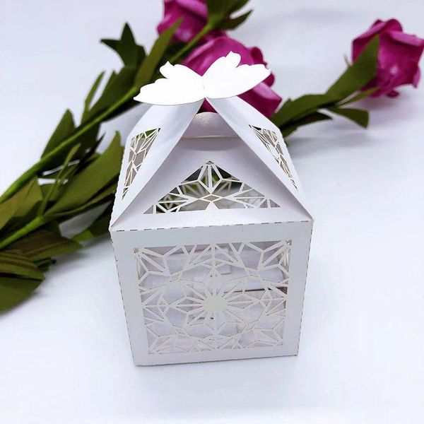 Geschenkverpackung 50pcs Perlenpapier Hochzeit Drag Box Laser Cuty White Bonbonniere Event Party Dekoration