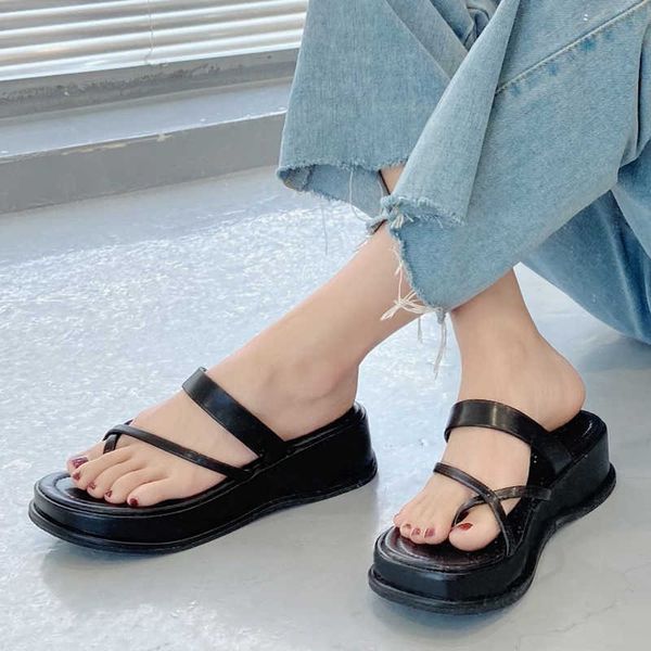 

rimocy casual clip toe summer beach flip flops women thick bottom strap platform slippers woman outdoor flat heel sandals female 210528, Black