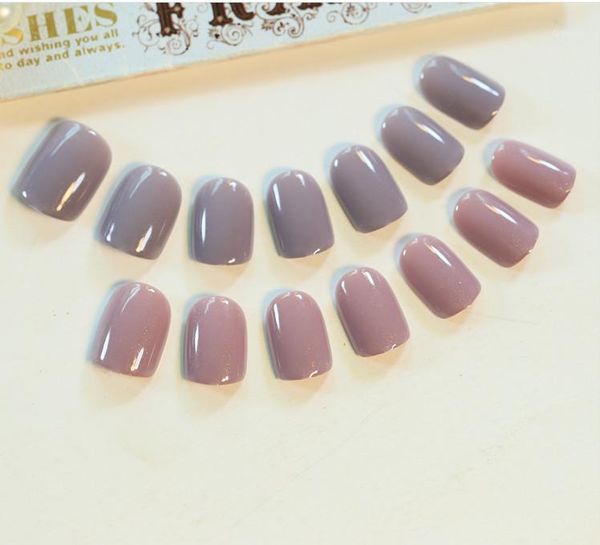 

sale 24pcs grey artificial nails shiny bling acrylic false short art tips with glue sticker1, Red;gold