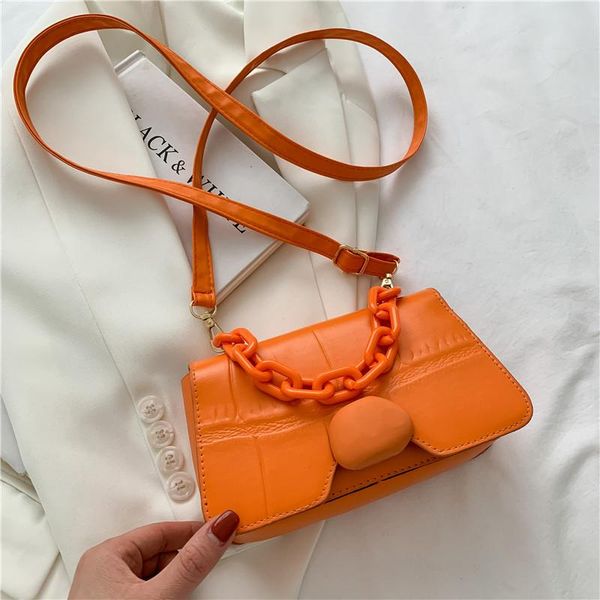

evening bags 2021 fashionable baguette bag women pu leather chain strap shoulder messenger luxury solid color small handbag