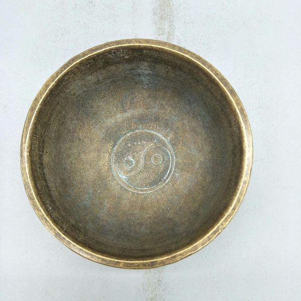 Recolha tigela de cobre e copo de cobre de quatro estações prosperidade na coleção de latão antiguidade