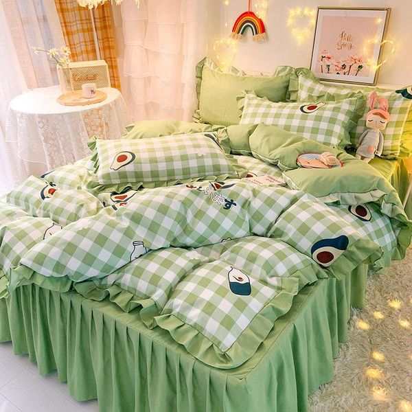 

bedding sets thin skin-friendly princess style bedroom non-slip 1pcs quilt cover+1pcs bed skirt+2 pillowcase king/ size j8196