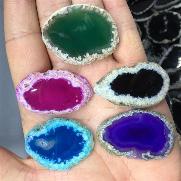 

variety of mini colored small agate sliced crystal diy wedding home decoration gifts from madagascar decorative objects & figurines