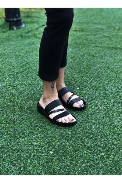 

slippers women's black anatomical