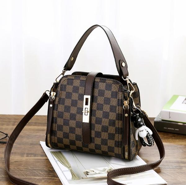 

2021 summer women's bag fashion trend korean one shoulder messenger bags