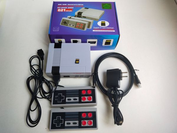 HD-Out 1080p Video Handgehaltene tragbare Game-Player können 621 Nes-Spiele auf einer TF-Karte mit Einzelhandelsverpackung auf dem Seeweg speichern. Beste Qualität