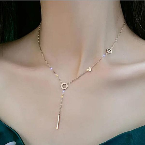 

pendant necklaces europe and the united states love titanium necklace design feeling female niche collarbone steel chains, Silver
