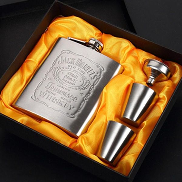 

hip flasks stainless steel flask flagon embossed set portable pocket wine whisky pot bottle mini drinkware for drinker gifts