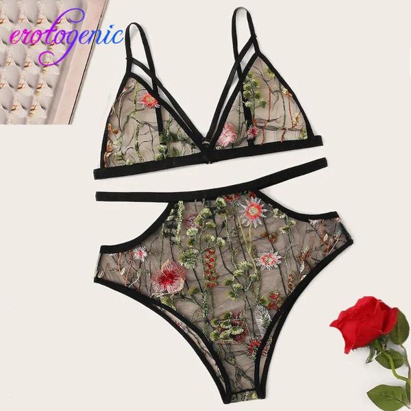 Conjuntos de sujetadores Lencería Micro Bikini Porno 2021 Moda Mujeres con cuello en V Floral Bordado Conjunto de encaje Ropa interior negra Lenceria Mujer Erótica