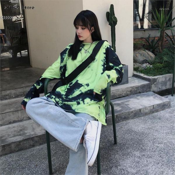 

korean tie dye woman oversize tshirts kpop harajuku vintage aesthetic goth gothic t shirt long sleeve loose women 2021 tees women's t-, White