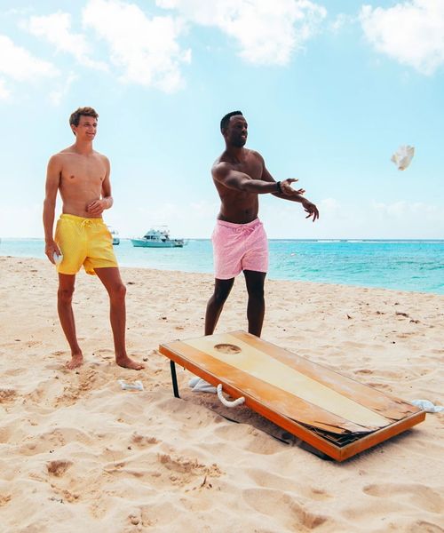 

2021 pants new beach water men's quick drying large size swimming trunks warm color changing shorts straight, White;black