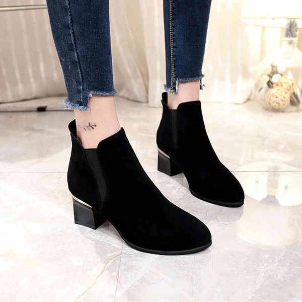 

boots women's boots in square high heels, women's shoes with no laces autumn and wter fashion efdo, Black