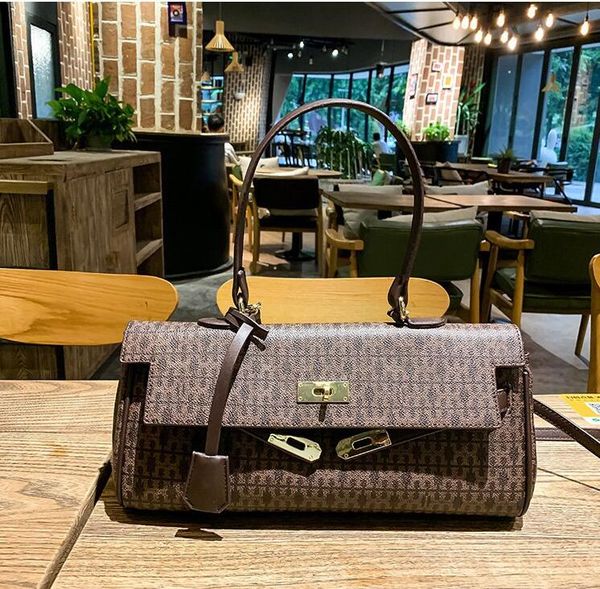 

factory wholesale women bag elegant coffee large handbag street contrast leather messenger bags joker atmosphere fashion commuter mommy hand, Black;red