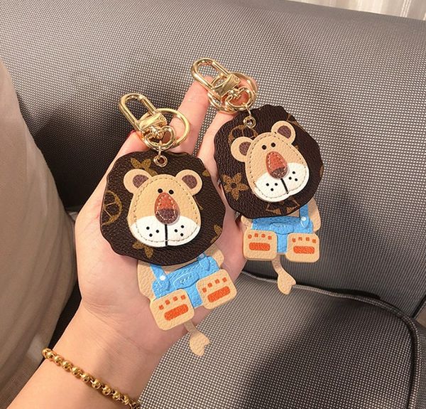 

ll fashion brand key chain classic chic cartoon little lion figure bag key pendant male and female designer keychain jewelry, Silver