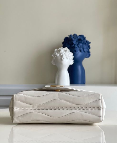 

luxury designer women luis vitton shoulder bags new wave gold chains crossbody hanbag leather fashion multicolor metal letters quilted