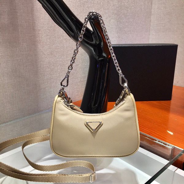 

brand style mini hobos women chains shoulder bags luxury designer handbags ladies trend axillary package cute purses, Black;red