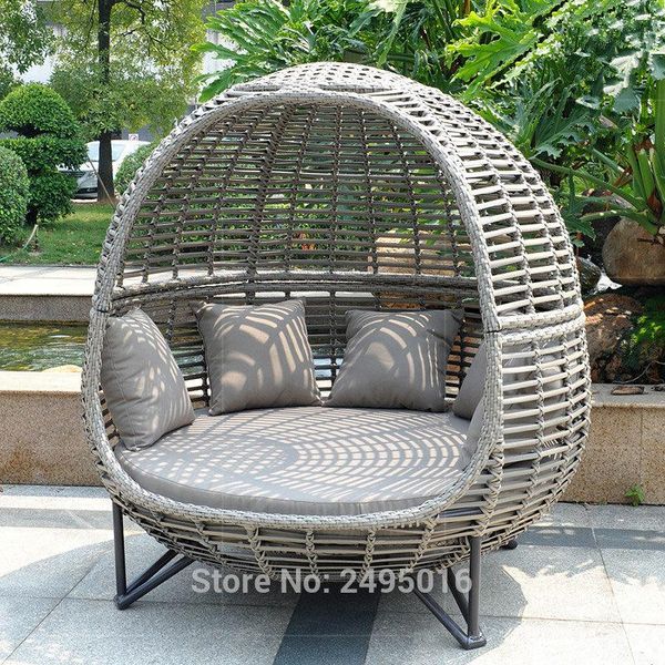 

metal frame with wicker patio sunbed,outdoor daybed for poolside camp furniture