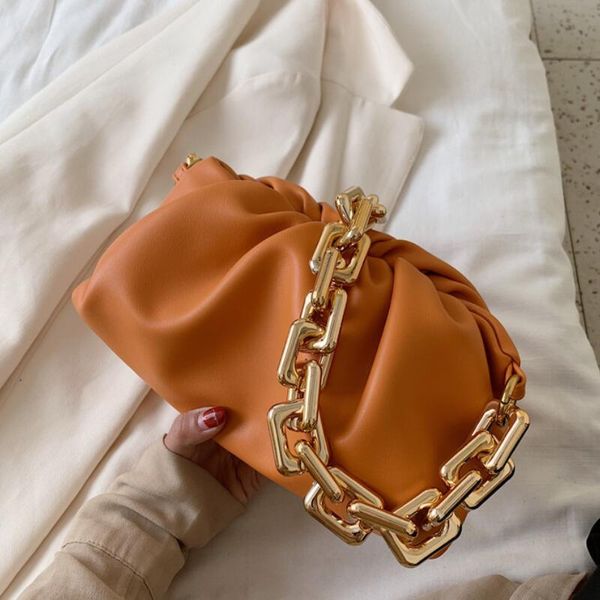 

handbag women luxurys designers bags 2021 crossbody bag portable cloud thick chain pochette plai purse zhouzhoubao123