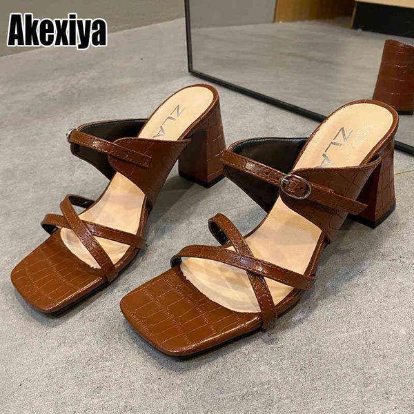 

slippers new high heel women slides sandals stone grain patent leather sandal heels plus size 34 43 bc3773 220304, Black