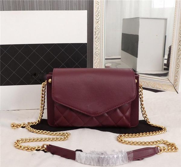 

matelasse chain shoulder bag leather red purse vintage size: 23.14.7cm