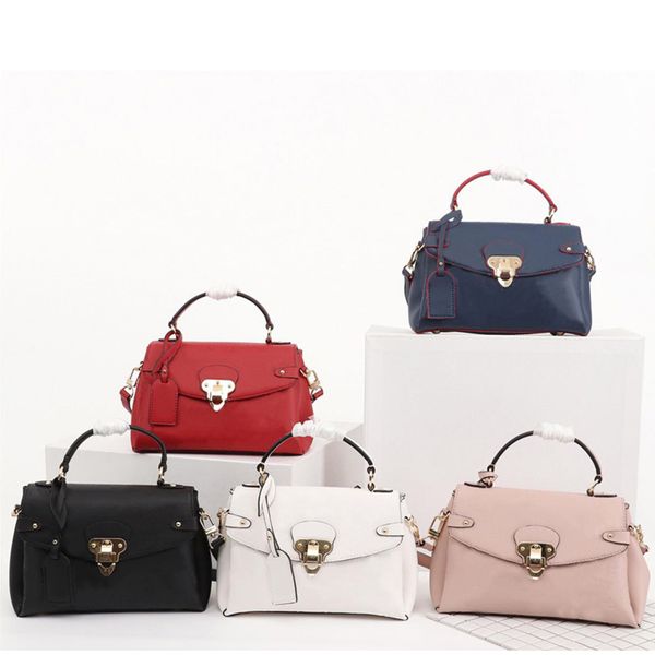 

luxurys designers women shoulder bags casual handbags embossing process flower ornaments tote female leather metal hasp crossbody bag purse